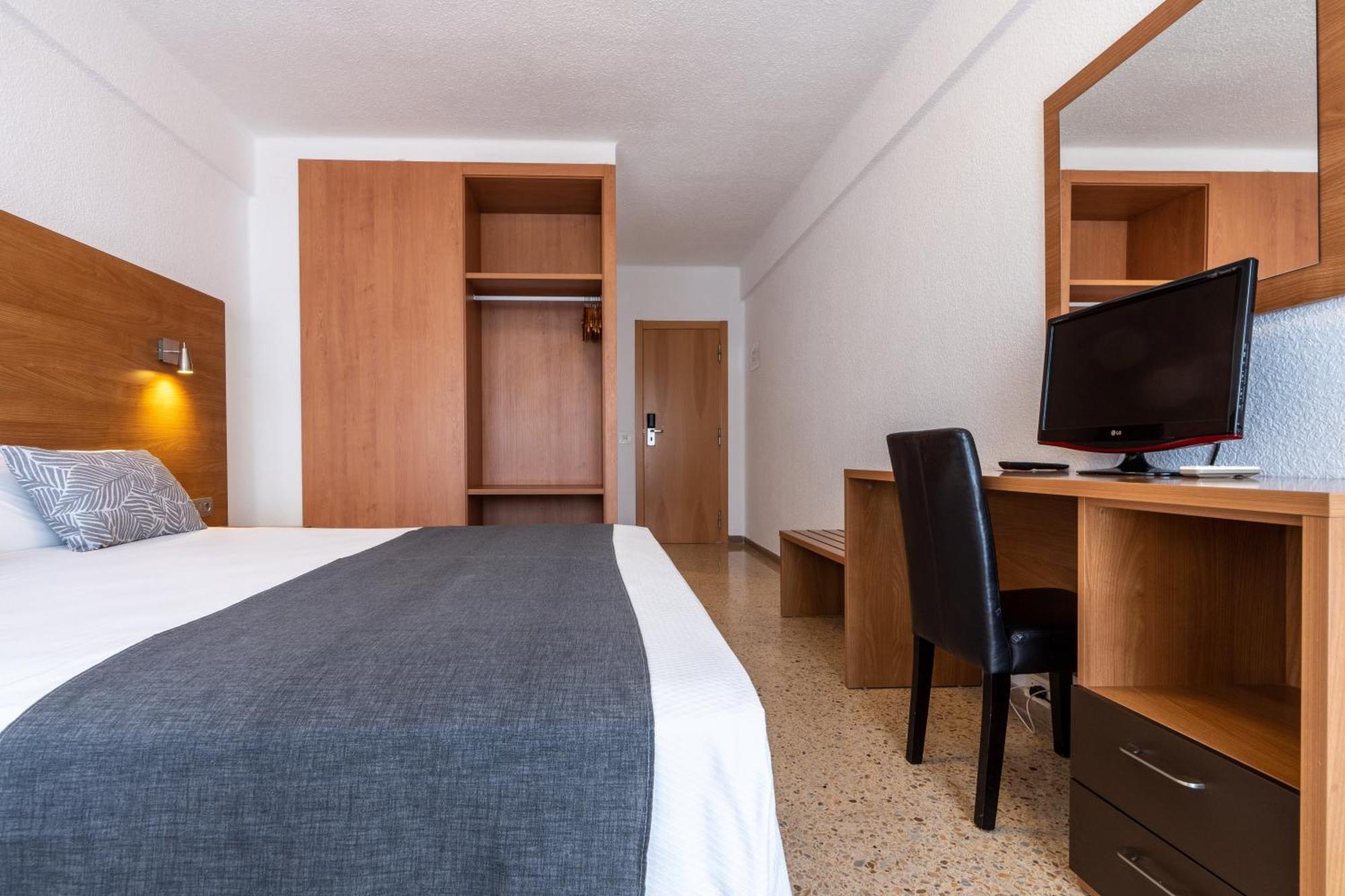 Hotel Ecoavenida Benicàssim Εξωτερικό φωτογραφία