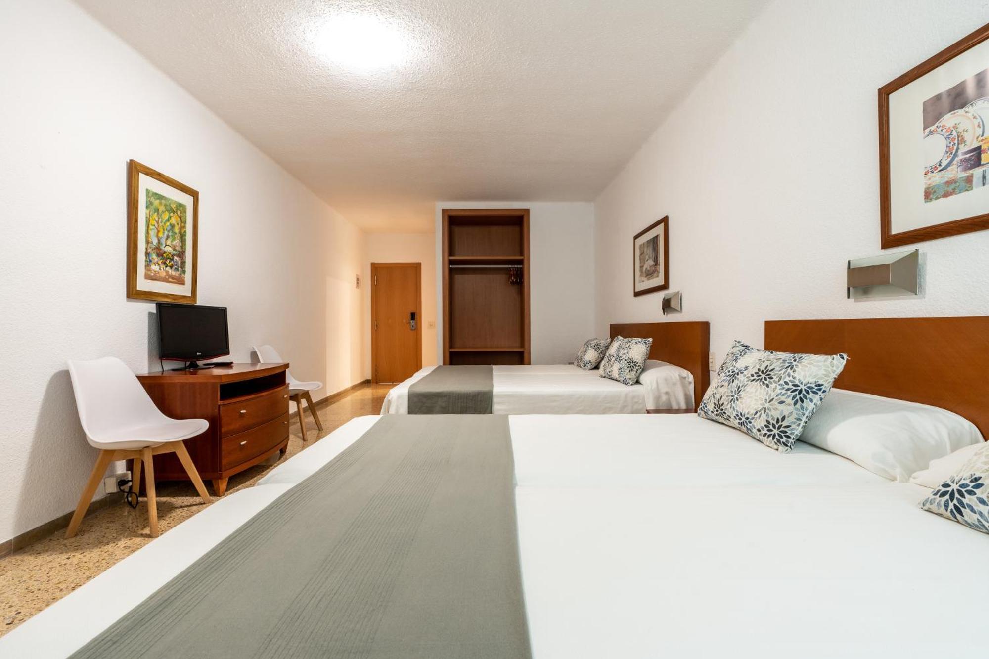 Hotel Ecoavenida Benicàssim Εξωτερικό φωτογραφία