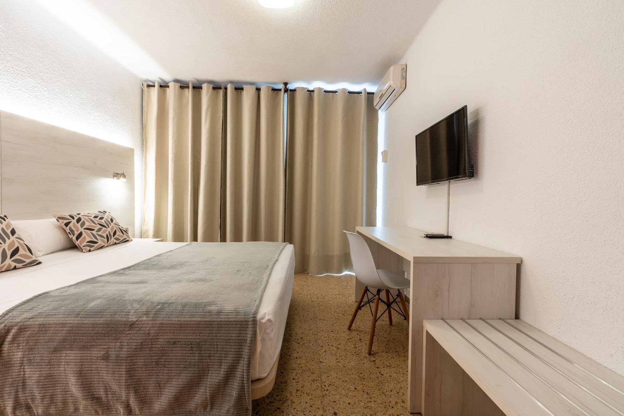 Hotel Ecoavenida Benicàssim Εξωτερικό φωτογραφία