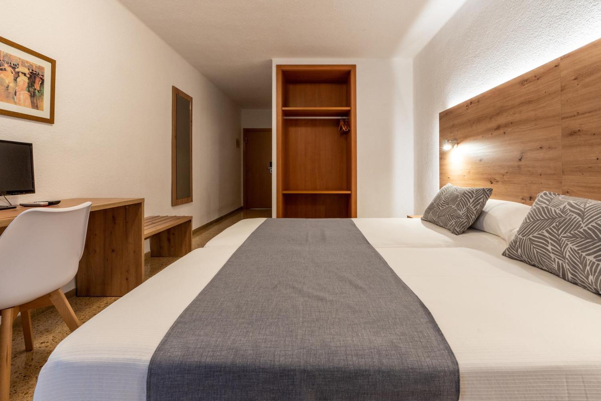 Hotel Ecoavenida Benicàssim Εξωτερικό φωτογραφία